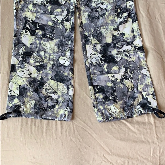 Central Park ACTIVE WEAR - Picture 3 of 8